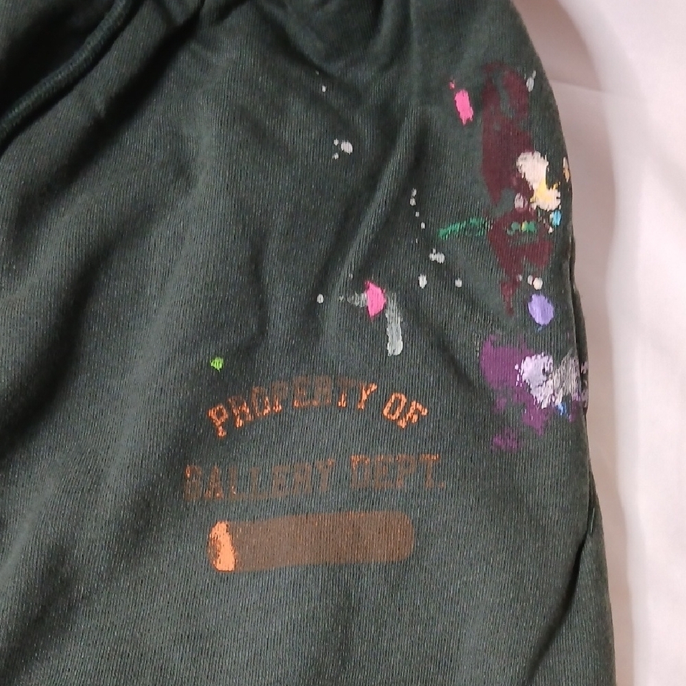 Gallery Dept Dark Green Sweatpants with Artistic Accents - Picture 3 of 5